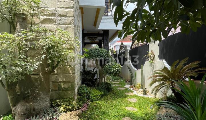 Kost for Sale in Jogja Exclusive 11 Rooms + Luxurious Main House in Muja Muju, Umbulharjo, Yogyakarta City Kost for Sale in Jogja Exclusive 11 Rooms + Luxurious Main House in Muja Muju, Umbulharjo, Yogyakarta City