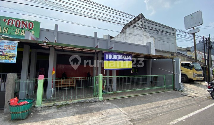 Shop House for Rent in Yogyakarta on Gedong Kuning Main Road, Banguntapan, Bantul, Yogyakarta