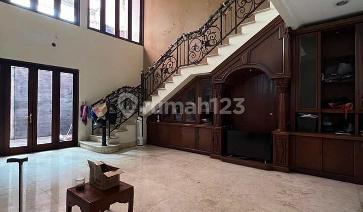 FOR SALE ERLANGGA HOUSE IN KEBAYORAN BARU! FOR SALE ERLANGGA HOUSE IN KEBAYORAN BARU!