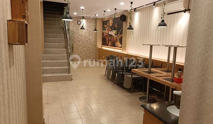 FOR SALE: SHOP HOUSE BEHIND TARAKAN HOSPITAL CIDENG, CENTRAL JAKARTA! 2