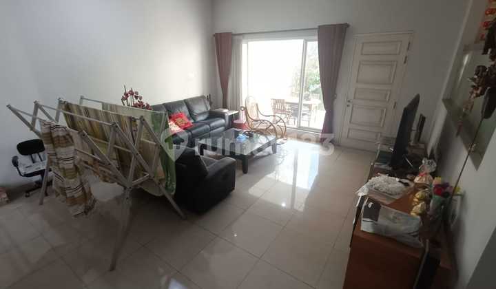 House at PIK 1 Seahorse Statue 1