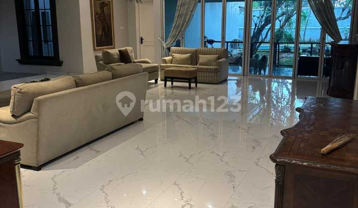 FOR SALE LUXURY HOUSE IN GAHARU, SOUTH JAKARTA!