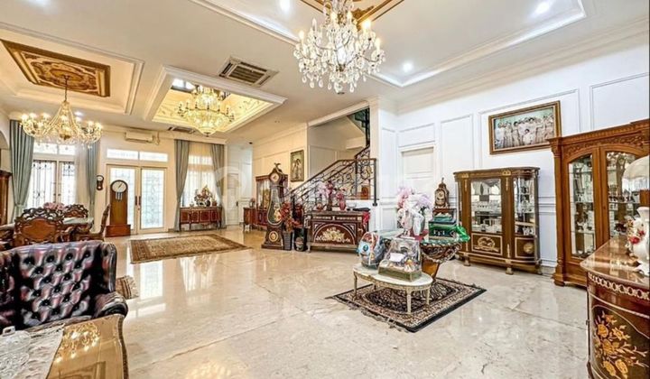 FOR SALE HOUSE IN KEBAYORAN BARU, SOUTH JAKARTA! FOR SALE HOUSE IN KEBAYORAN BARU, SOUTH JAKARTA!