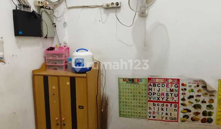 DIJUAL RUMAH KOST DI JELAMBAR, JAKARTA BARAT! 2