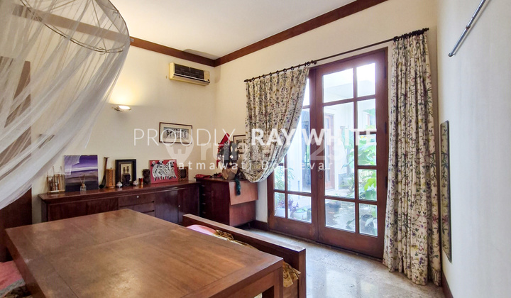 Rumah dutch colonial lokasi strategis 2