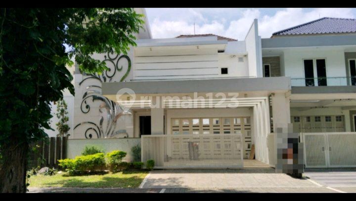 Lelang Rumah Royal Residence Wiyung 1