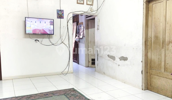 Rumah Jl bangka kemang jakarta Selatan 1