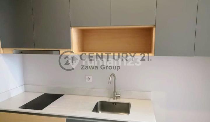 Dijual Cepat Apartemen Taman Anggrek Residences Tipe Studio Semi Furnish Siap Huni Lokasi Strategis di Jakarta Barat