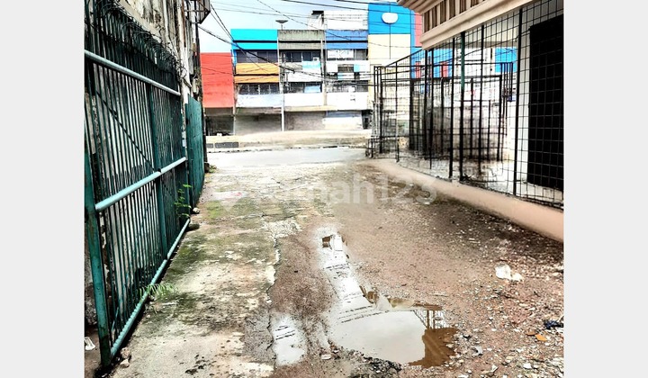 Sewa Ruko 3 lantai Lokasi Strategis Roxy Jakarta Pusat 1