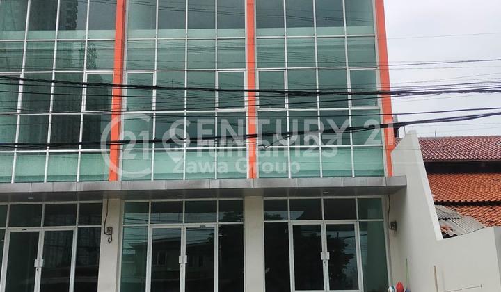 Dijual Ruko 3 Gandeng di Pluit Jakarta Utara