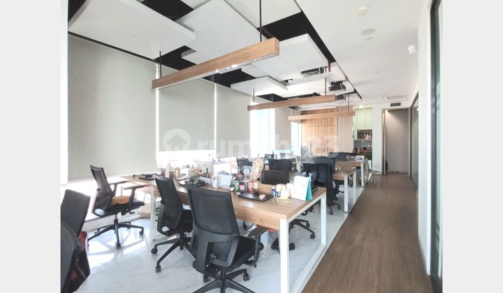 Disewakan Office Space Soho Capital Furnished Kantor Bagus Siap Pakai
