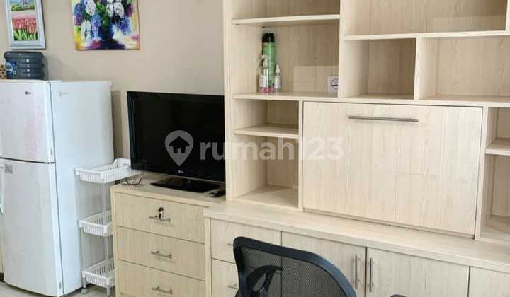 Disewakan Apartemen Royal Mediterania Garden Studio Furnished bagus Siap Huni