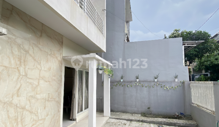2-Story House, 3 BR SHM in Villa Tlogomas Housing Complex 2