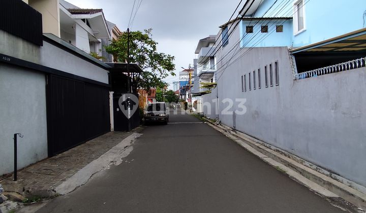 Dijual Rumah Dua Lantai di Puri Indah - Jakarta Barat Dijual Rumah Dua Lantai di Puri Indah - Jakarta Barat