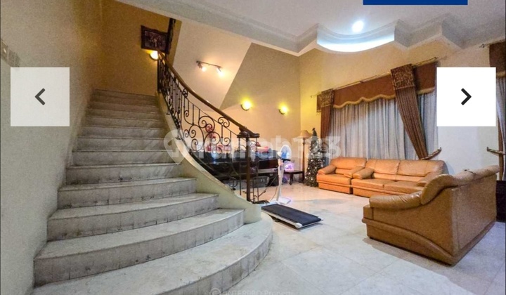 Dijual Rumah Gandeng di Puri Indah 2