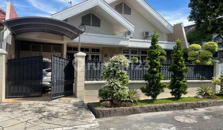 Rumah di Jl. Dharma Husada Indah Dijual Cepat
