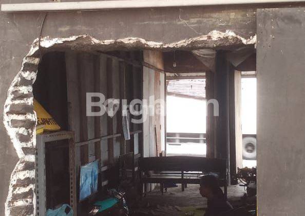 RUKO PINGGIR JALAN BESAR 2