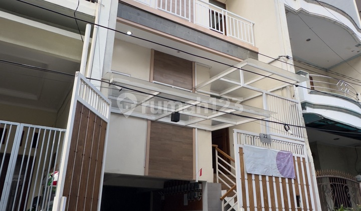 Aset Produktif, Passive Income Aktif – Rumah Kost Idaman! Aset Produktif, Passive Income Aktif – Rumah Kost Idaman!