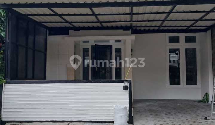 ALAM SUTERA HOUSE Near School