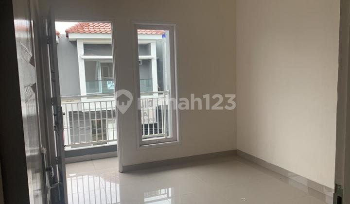 New House, Ready to Live 4BR, Strategic Location, West Jakarta 2