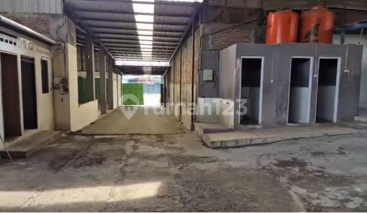 Spacious Commercial Space Free from Flooding on Kedungmundu Main Road 2