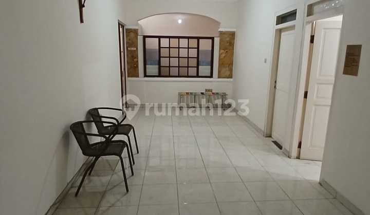 FOR SALE 2 ADJACENT HOUSES IN STRATEGIC LOCATION BEHIND GALAXY MALL 2