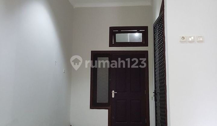 Dijual Murah Rumah Lokasi Strategis Mulyosari Dijual Murah Rumah Lokasi Strategis Mulyosari