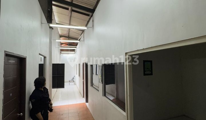 For Rent Ex-Restaurant Building, Strategic Location on Hr Muhammad Main Road. 2