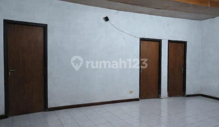 For Sale House Land Included Within Unesa Complex Suitable for Boarding 2