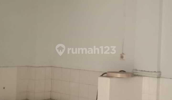 For Rent, Cheap Shop House in City Center, Strategic Location 2
