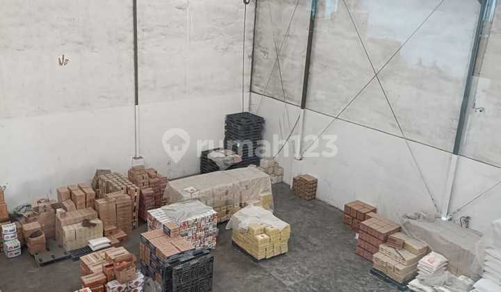Sewa Gudang Pinggir Jalan Kapuk Peternakan Angke - Akses Container 40f- Ada Office Di Lantai 1&2 - Ada Mess Karyawan - Pln 11.000w - Bebas Banjir Di Jl. Peternakan 1 No. 1, Kedaung Kali Angke, Cengkareng, Kota Jakarta Barat, Dki Jakarta, Indonesia, 11710, 2