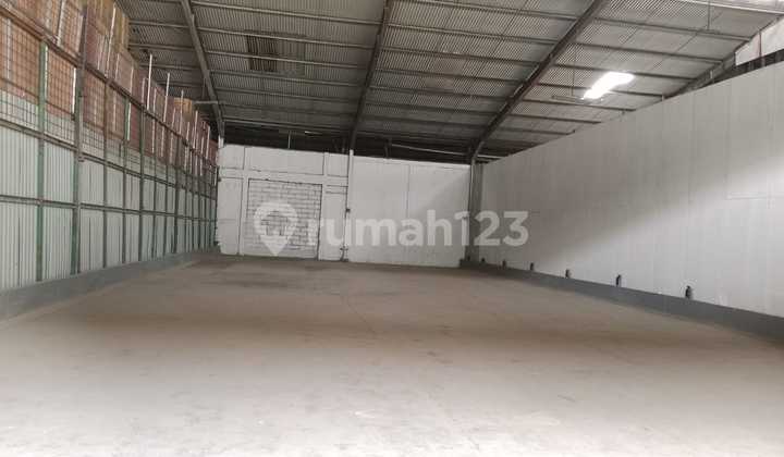 For Rent Warehouse, 40 Feet Container Access, Shared Parking, Warehouse Only No Production Allowed in Kapuk Kamal, West Jakarta For Rent Warehouse, 40 Feet Container Access, Shared Parking, Warehouse Only No Production Allowed in Kapuk Kamal, West Jakarta