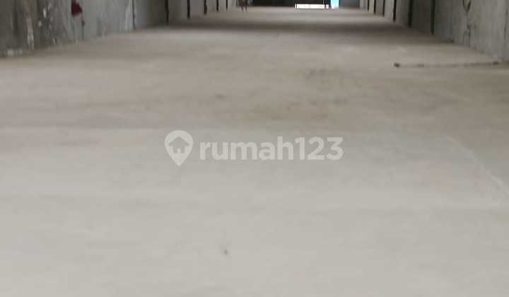 Kapuk Muara, North Jakarta... Warehouse for rent, Minimum Lease 2 Years, 40F Container Access, No Office, Shared Parking, Light Production, Electricity 105Kva. Kapuk Muara, North Jakarta... Warehouse for rent, Minimum Lease 2 Years, 40F Container Access, No Office, Shared Parking, Light Production, Electricity 105Kva.