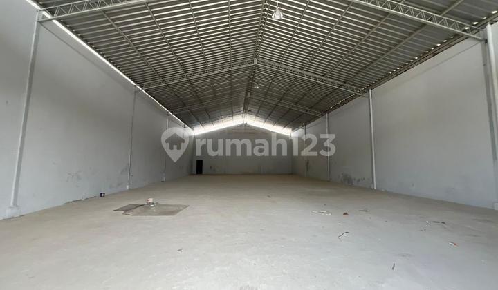 Miami, Tegal Alur, Kalideres, West Jakarta...Warehouse for Rent, Ready to Use and Newly Renovated, Access for 40ft Containers.-Al.rr