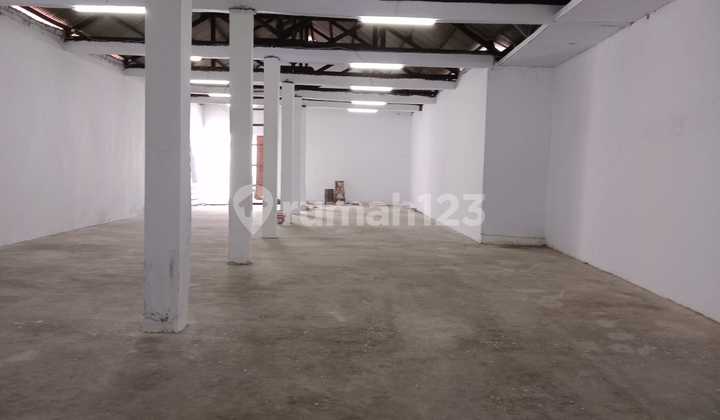 Kapuk, Near Grisenda, North Jakarta.. For Rent New Warehouse There Are 2 Units, Warehouse A 450 million per year, Warehouse B 550 million per year, If Take 2 Warehouses 850 Million per year Nepis, 40ft Container Access.