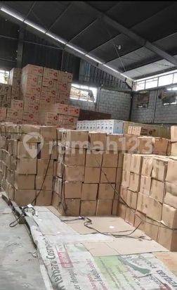 Disewakan Gudang di jl. Raya Halim Perdana Kusuma , Benda , kodya Tangerang. Dekat airport soetta 2