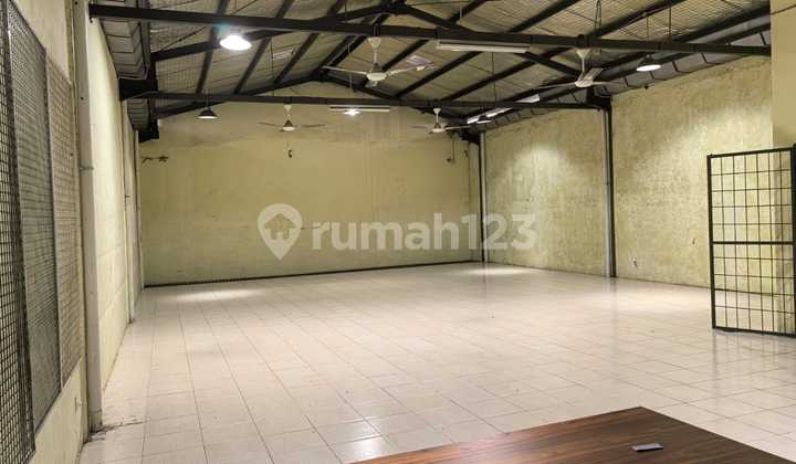 Sentra Industri Terpadu 3, Elang Laut, Penjaringan, Jakut..Dijual Gudang, Akses Kontainer 40F, Hadap Utara, Lift Brg 2 Ton, Tersewa Sampai 15 Feb 2026, Gudang dan Office 3 Lt, HGB Hpl On Hand.-T4n0v