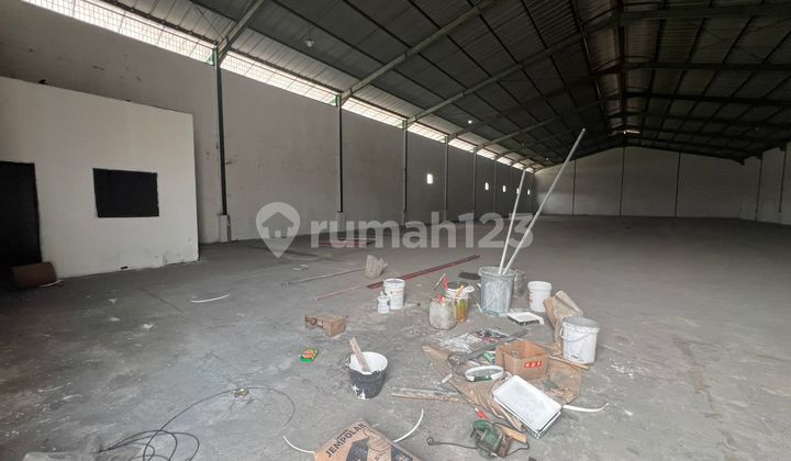 Sentra Kosambi - Gudang Baru Renov - Siap Pakai - Jalan Depan Sudah Tinggi - Akses Container 40- Hadap Tenggara F -