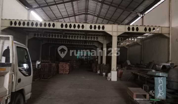 Pergudangan 99, Kosambi, Tangerang..Disewa Gudang 2 Lantai, Minimal Sewa 2 Tahun, Hadap Utara, Listrik 3300W, Air Tanah, Surat Sedang Proses Shm.-