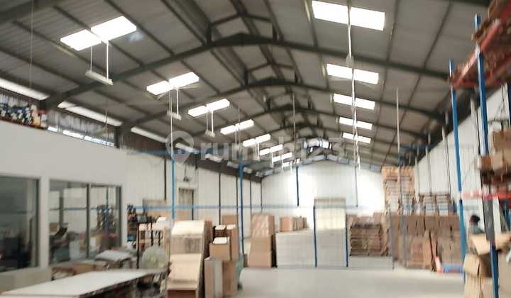 Cikokol, Tangerang.. Warehouse for Rent, Minimum Lease 2 Years, Price Excluding Tax, Access for 40ft Containers, 3 Toilets, Flood-Free. -M1t