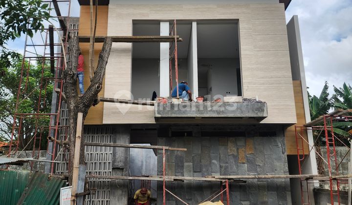 Tropical Balinese Citraland Rumah Bagus PPJB di Gerbang Cluster Alam Hijau Utama Perumahan Citraland, Jl. Alam Hijau Utama, Made, Sambikerep, Kota Surabaya, Jawa Timur, Indonesia, 60219, Citraland 2