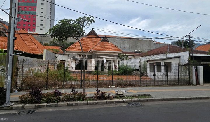 Dijual Rumah Hitung Tanah Jalan Ambengan Dekat Kantor Pemerintahan Mall Pusat Kota Cocok Buat Coffee Bakery 1
