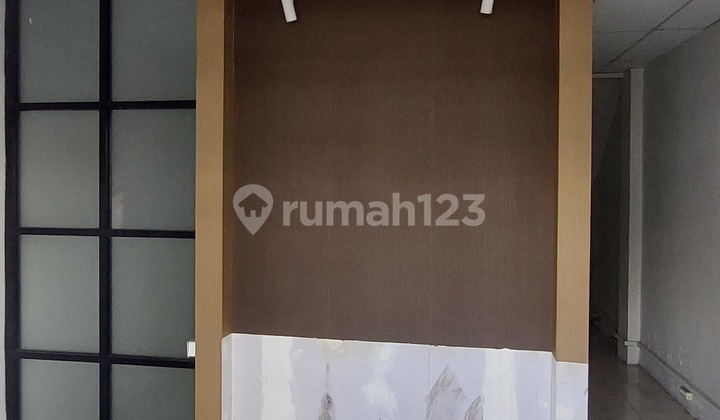 Ruko Di Gresik Kebomas Dekat Icon Mall Gresik Dekat Samsat Gresik Dekat Rs Ibnu Sina.dekat Bpn