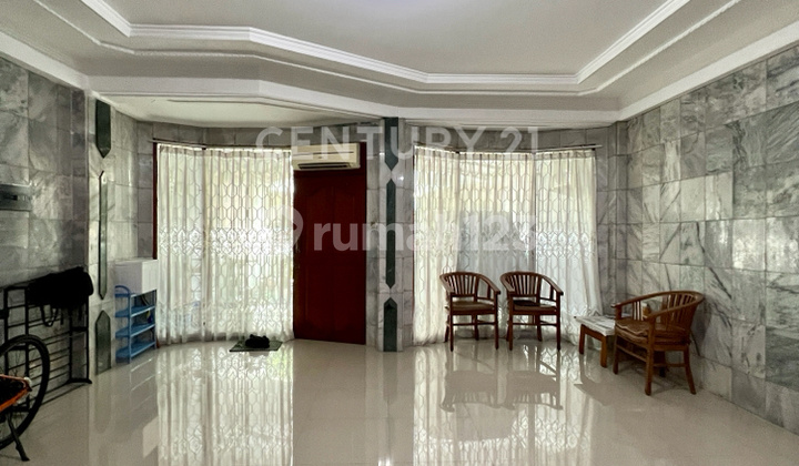 Rumah Siap Huni Full Furnished 2½ Lantai Di Kelapa Gading S8807