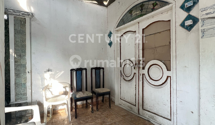 Turun Harga Rumah Tua Hitung Tanah Bebas Banjir di Cipinang S8825