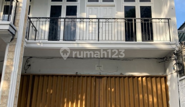 2-Story Shop House with 2-Car Road Access in Pondok Bambu R2157 2