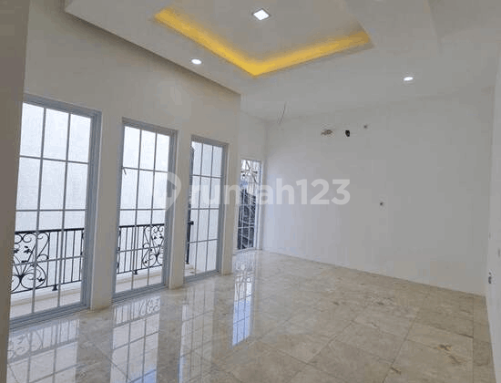 Rumah Brand New 3 Lantai Di Kayu Putih Jakarta Timur S6491 2