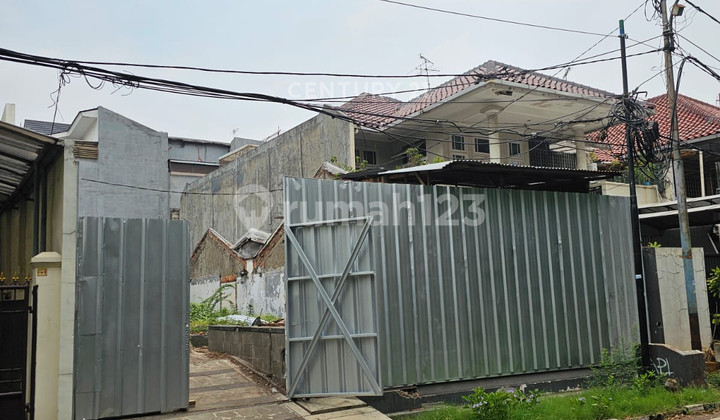 Tanah Lokasi Strategis Depan Jalan Lebar Di Kayu Putih S8661