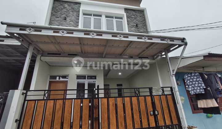 Di Jual Rumah Murah 2 Lantai Siap Huni Cipayung Jakarta Timur 2