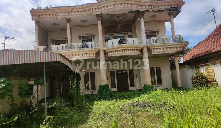 Rumah Besardi Mao's Cilacap